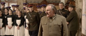 Staline (Gérard Depardieu), un despote dans son château.