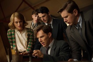 Keira Knightley, Matthew Beard, Matthew Goode, Benedict Cumberbatch et Allen Leech. DR