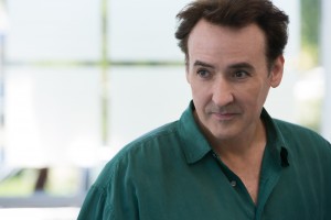John Cusack dans le rôle de Brian Wilson âgé.