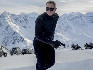 James Bond (Daniel Craig) en action dans les Alpes autricheinnes. DR