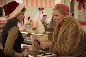 La rencontre de Thérèse Belivet (Rooney Mara) et Carol Aird (Cate Blanchett). DR 