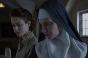 Mathilde (Lou de Laâge)  et soeur Maria (Agata Buzek). DR