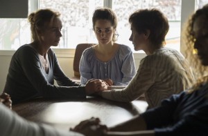 Sandrine Bonnaire, Noémie Merlant et Clotilde Courau. 