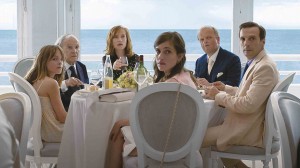 Chez les Laurent, on célèbre le mariage d'Anne (Isabelle Huppert). DR