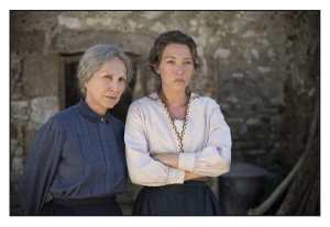 Hortense (Nathalie Baye) et Solange (Laura Smet).