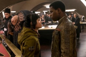 Rose (Kelly Marie Tran) et Finn (John Boyega).