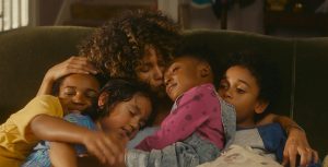 Millie (Halle Berry) et sa famille. DR