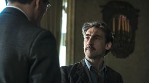 Joseph Mawle incarne George Orwell.