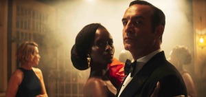 "OSS 117":  Fatou N'Diaye et le brave Hubert. DR