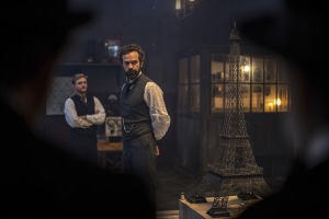 Gustave Eiffel (Romain Duris) et son oeuvre. DR