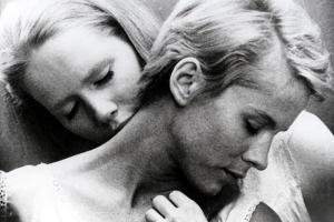 Liv Ullmann et Bibi Andersson dans "Persona". DR