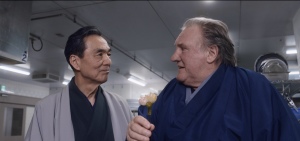 "Umami": le chef Morita (Kyozo Nagatsuka) et Gabriel Carvin (Gérard Depardieu). DR