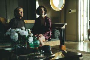 Willem Dafoe et Margaret Qualley. DR