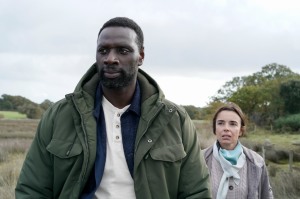 "Dis-moi...": Julien (Omar Sy) et Marie (Elodie Bouchez)
