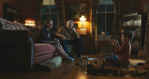 "Life of Chuck": Mia Sara, Mark Hamill et Cody Flanagan. DR