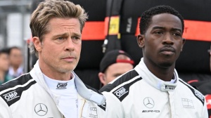 "F1": Sonny Hayes (Brad Pitt) et Joshua Pearce (Damson Idris). DR