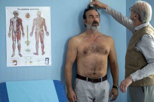 "L'homme...": Paul (Jean Dujardin" rapetisse. DR
