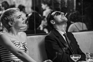 Jean-Luc Godard et Jean Seberg (Zoey Deutch).